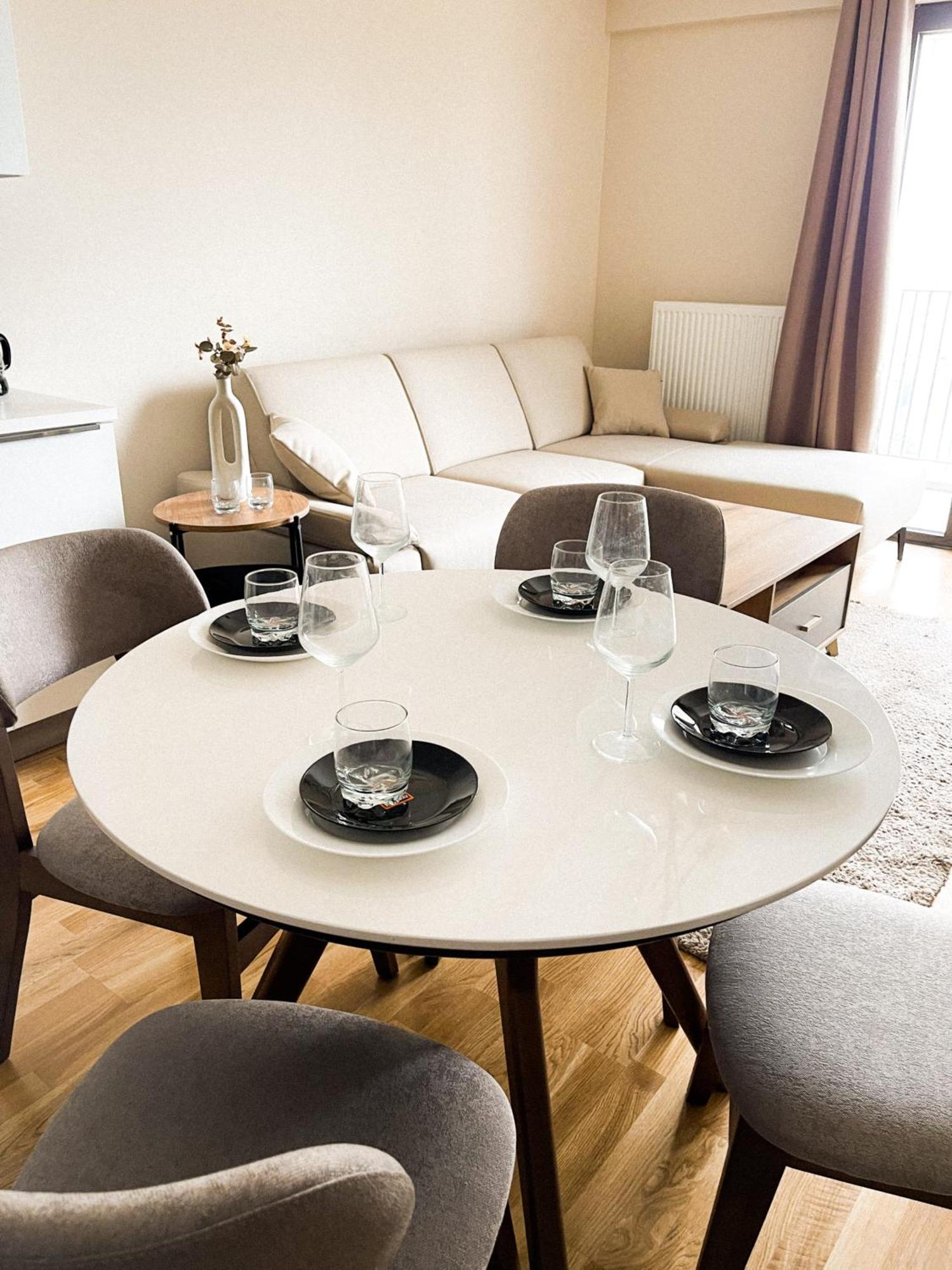 180° View Apartment In Diamond Building Skopje Extérieur photo