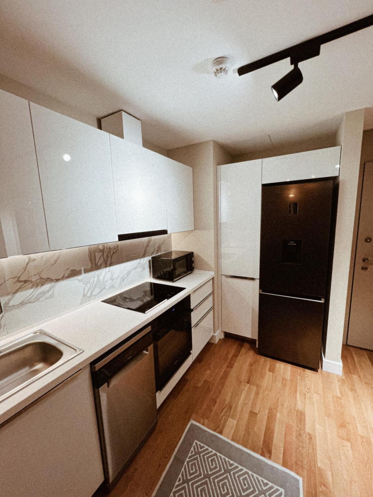 180° View Apartment In Diamond Building Skopje Extérieur photo